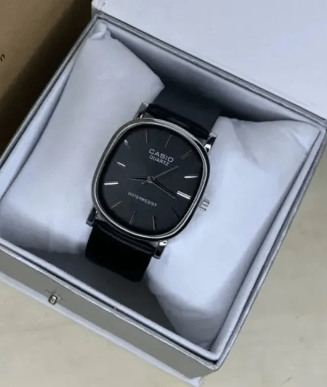Leather Wrist watch